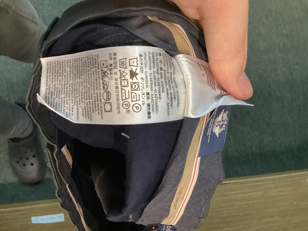 NWT men’s jeans baggy black Dockers 34x34