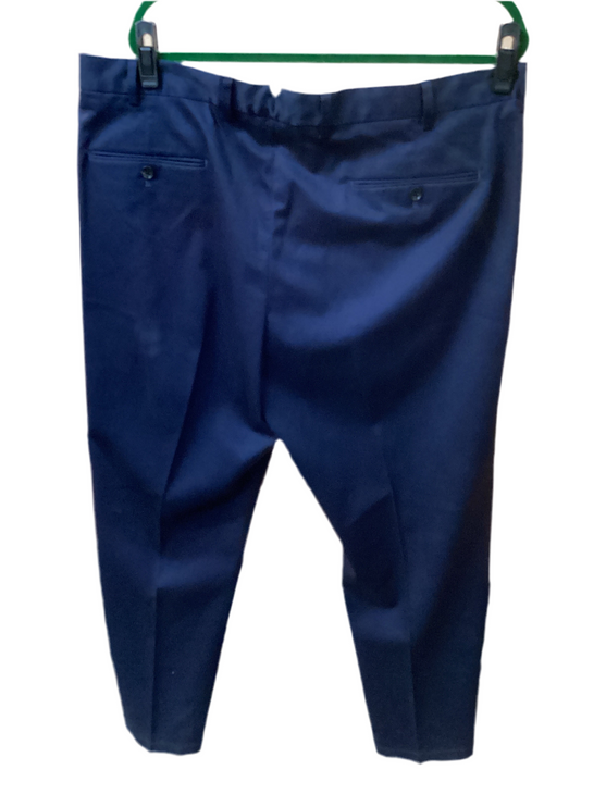 NWT means jeans original blue size 40