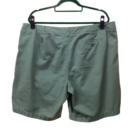 Men’s cargo shorts original beige Lands’ End size 18