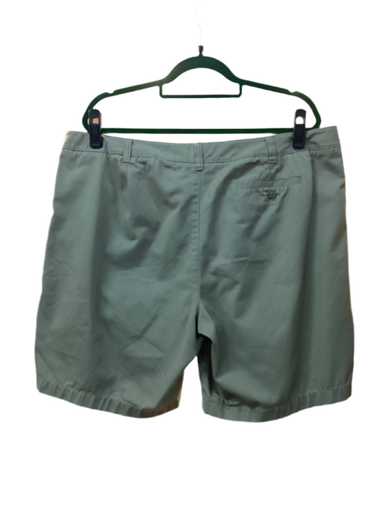 Men’s cargo shorts original beige Lands’ End size 18